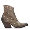 Tex-Stijl Elena Iachi | E3405 Suede Enkellaars Met Studs